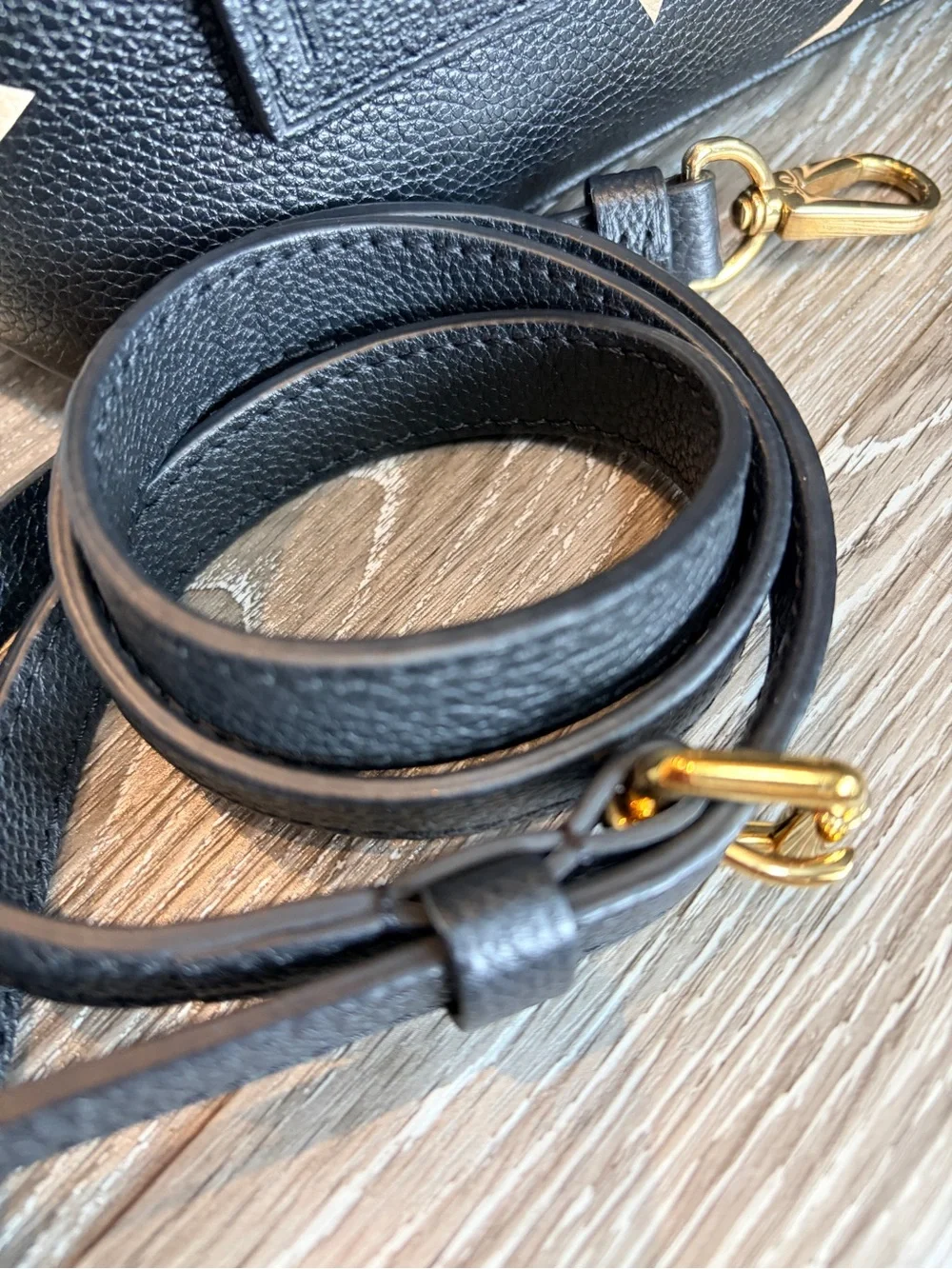 Louis Vuitton Petit Palais Black & Cream Top-Handle purse